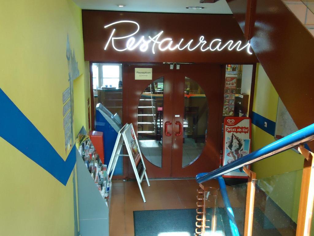 Motel Und Rasthof Avus