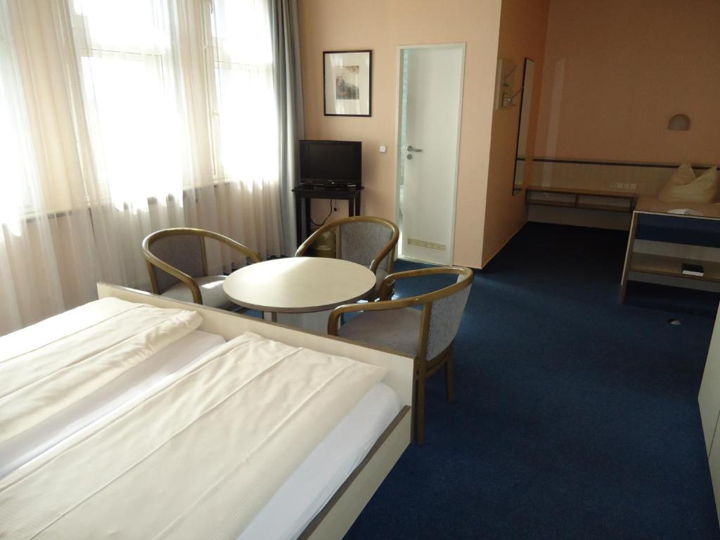 Und Rasthof Avus Motel Berlino