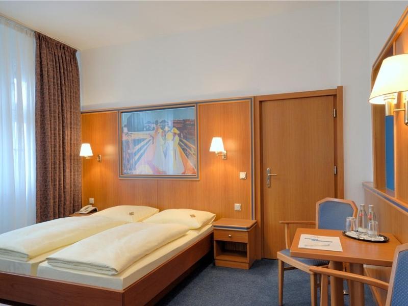 Motel Und Rasthof Avus