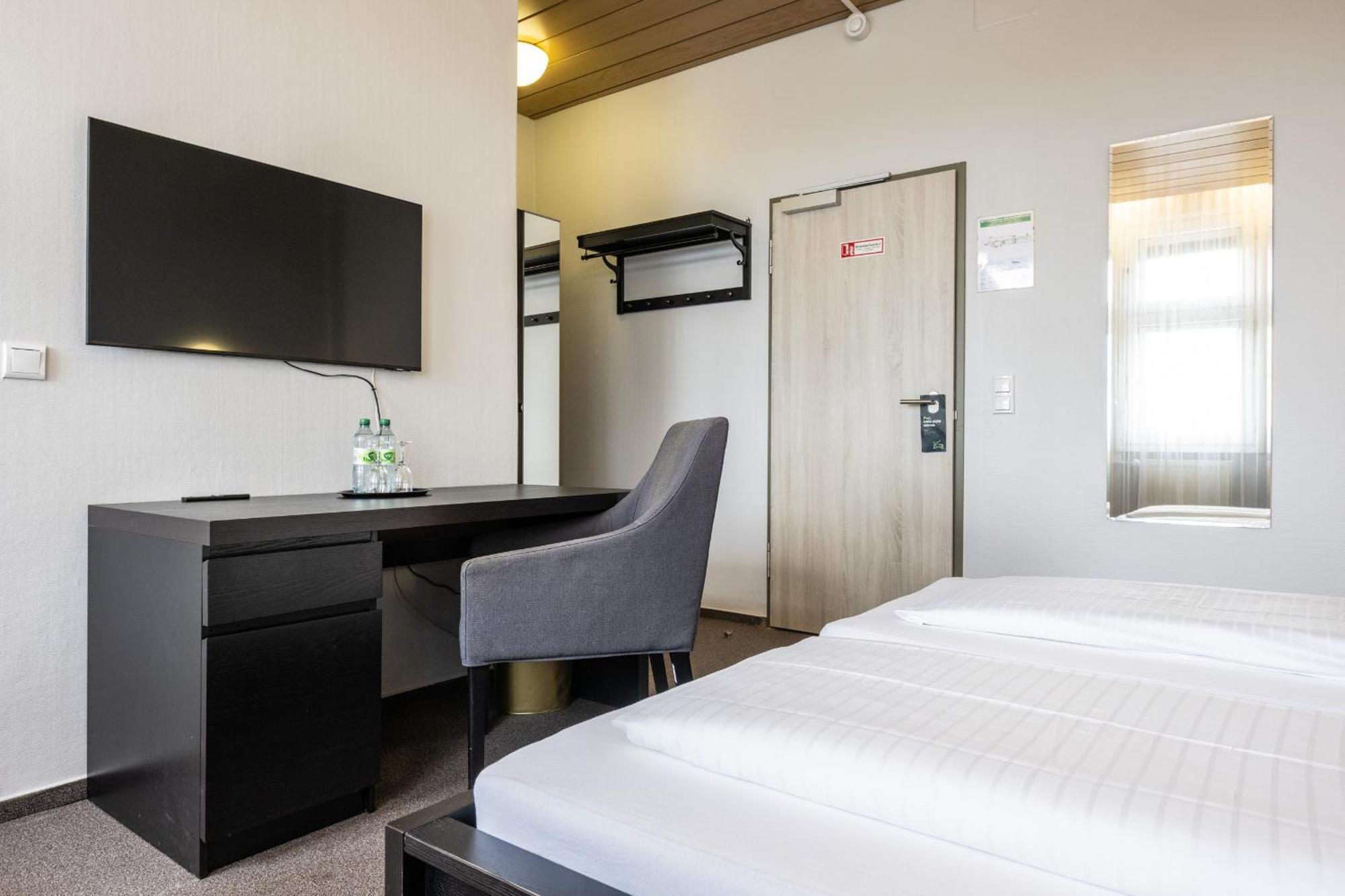 Und Rasthof Avus Motel 2*