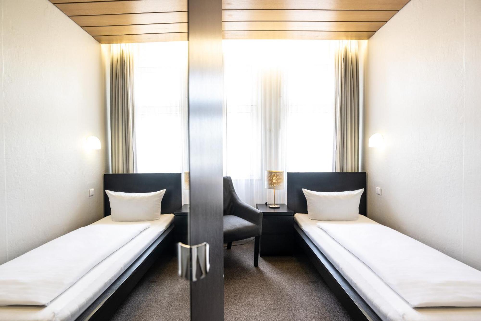 Und Rasthof Avus Motel 2*