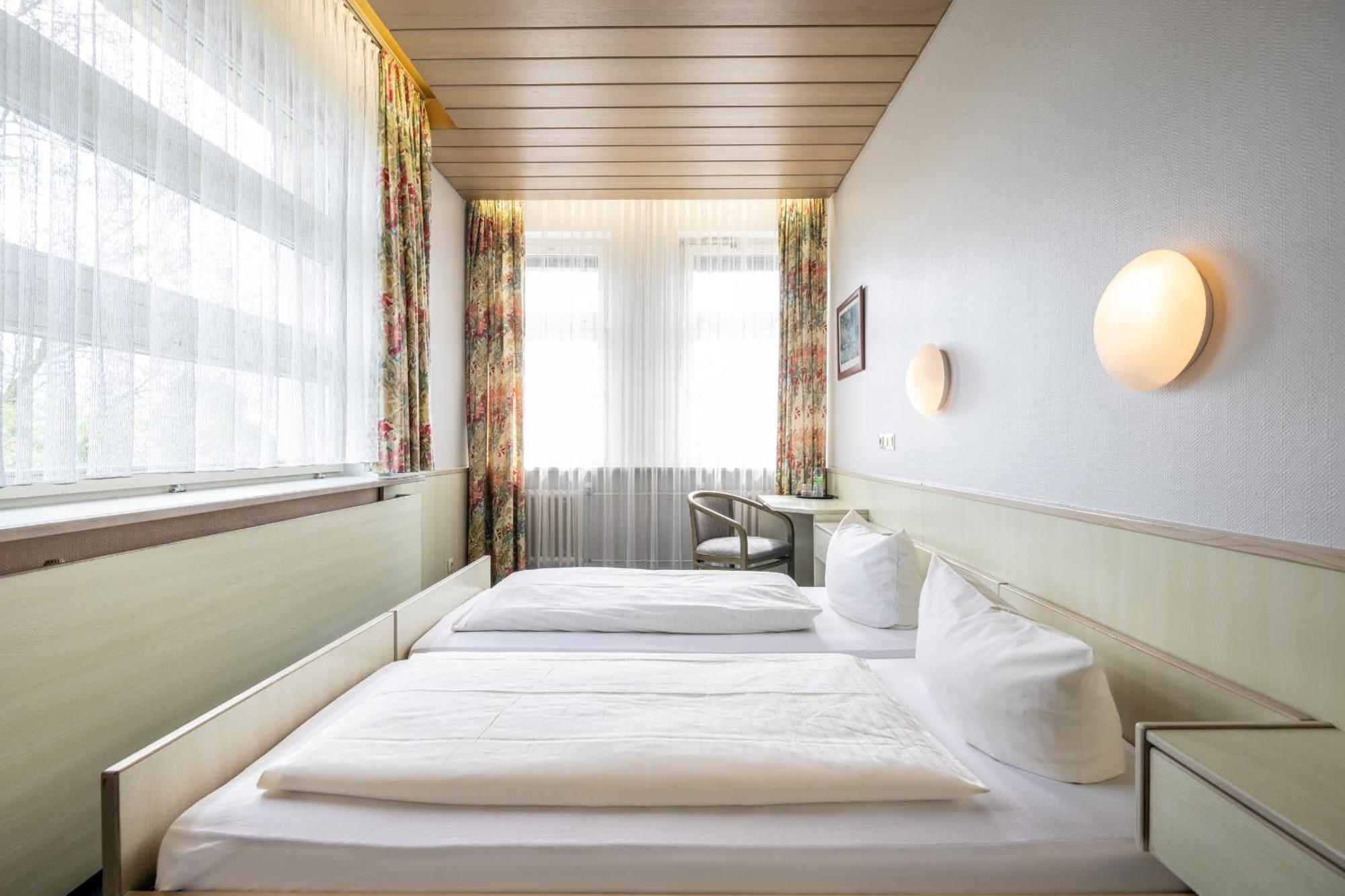 Und Rasthof Avus Motel Berlino